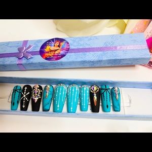 Any style customize press on nails 🔥🔥